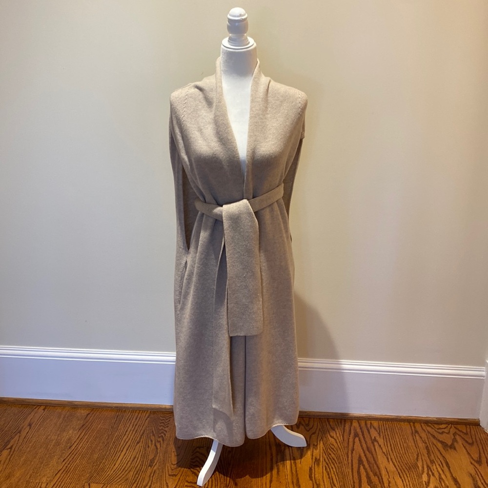 Ready for back to office and keeping cozy? Here is your sweater!